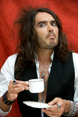 Russell Brand Poster G607053