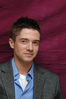 Topher Grace Poster G607199
