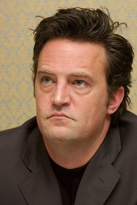 Matthew Perry puzzle G608066