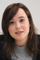 Ellen Page magic mug #G608164