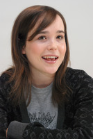 Ellen Page magic mug #G608166