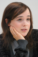 Ellen Page Mouse Pad G608167