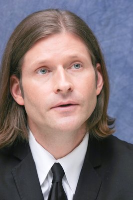 Crispin Glover puzzle G609561