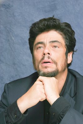 Benicio Del Toro Stickers G612018