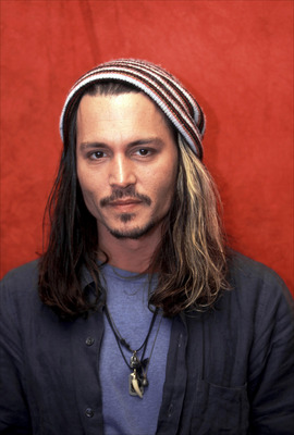 Johnny Depp Poster G615335 - IcePoster.com