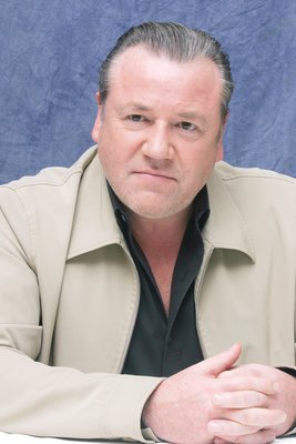 Ray Winstone Poster G615716