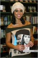 Alicia Keys tote bag #G61572