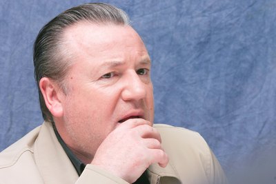 Ray Winstone Poster G615742