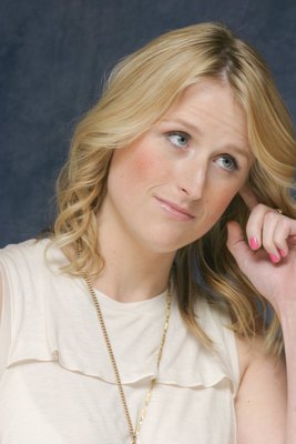Mamie Gummer Mouse Pad G617757