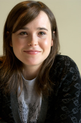 Ellen Page magic mug #G617907