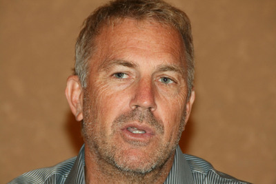 Kevin Costner Stickers G621701