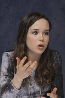 Ellen Page Mouse Pad G623660
