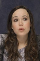 Ellen Page Longsleeve T-shirt #1052986
