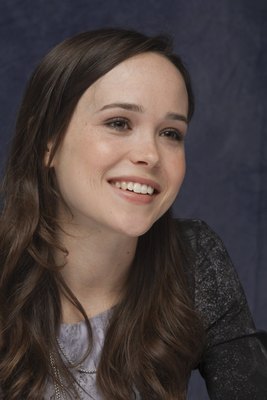 Ellen Page Mouse Pad G623702