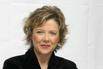 Annette Bening puzzle G624042