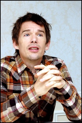 Ethan Hawke Mouse Pad G627752