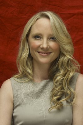 Anne Heche puzzle G628252