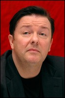 Ricky Gervais Longsleeve T-shirt #1058181