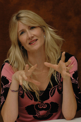 Laura Dern Mouse Pad G629130