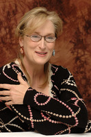 Meryl Streep Longsleeve T-shirt #1059540