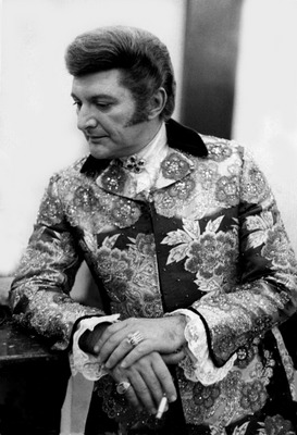 Liberace canvas poster