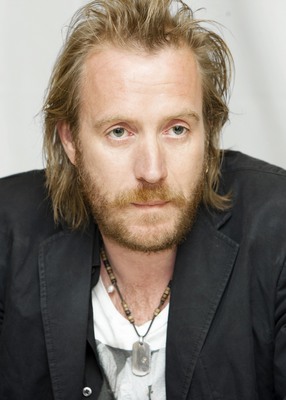 Rhys Ifans Poster G639541