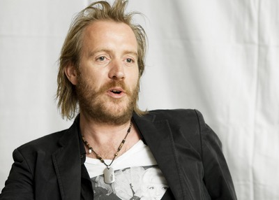 Rhys Ifans Poster G639542