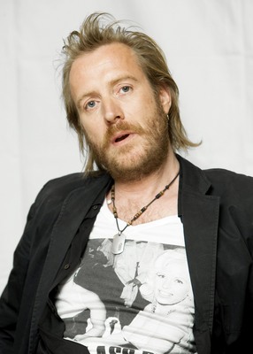 Rhys Ifans Poster G639545