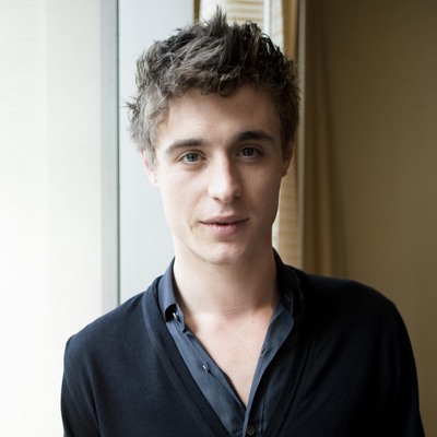 Max Irons Poster G640854