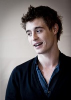 Max Irons Mouse Pad G640860