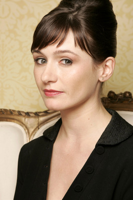 Emily Mortimer puzzle G655115