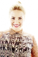 Demi Lovato Longsleeve T-shirt #1094292