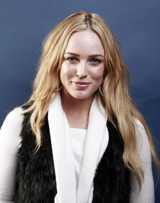 Caity Lotz Poster G655365