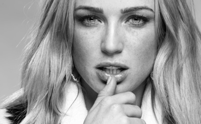 Caity Lotz Poster G655373