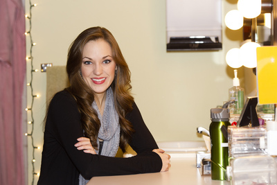 Laura Osnes Poster G661321