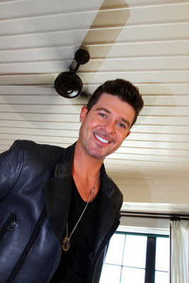 Robin Thicke Poster G663363