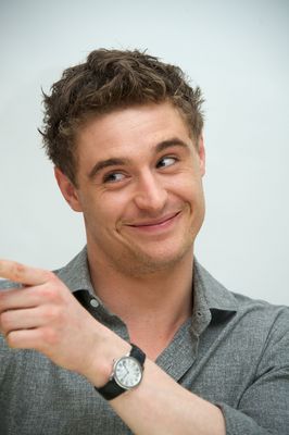 Max Irons Poster G663622
