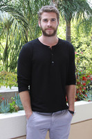 Liam Hemsworth t-shirt #1105865