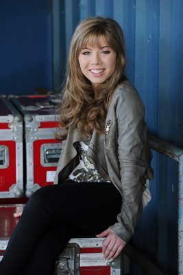 Jennette McCurdy Stickers G665424