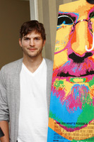 Ashton Kutcher Longsleeve T-shirt #1107510