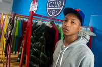 Pharrell Williams hoodie #1108068
