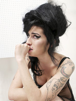 Amy Winehouse hoodie #1110058