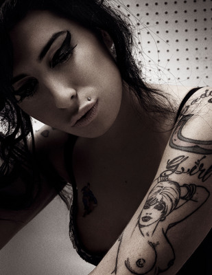 Amy Winehouse metal framed poster