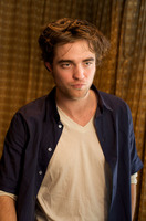 Robert Pattinson tote bag #G669722