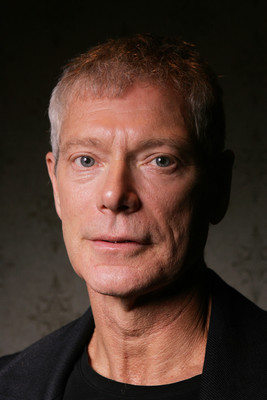 Stephen Lang puzzle G671447