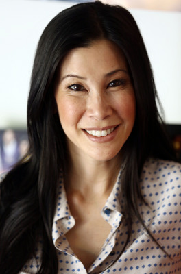 Lisa Ling Stickers G673997