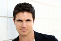 Robbie Amell Tank Top #1115427