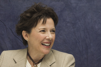 Annette Bening puzzle G678428