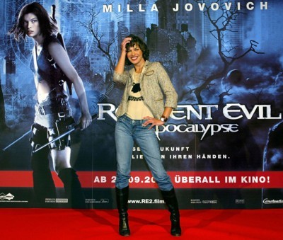 Milla Jovovich Poster G67872