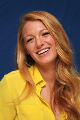 Blake Lively Mouse Pad G679811